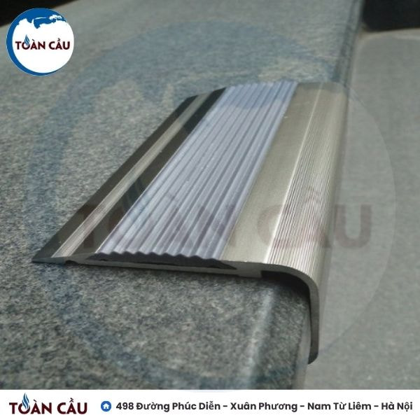  Nẹp chống trơn trượt